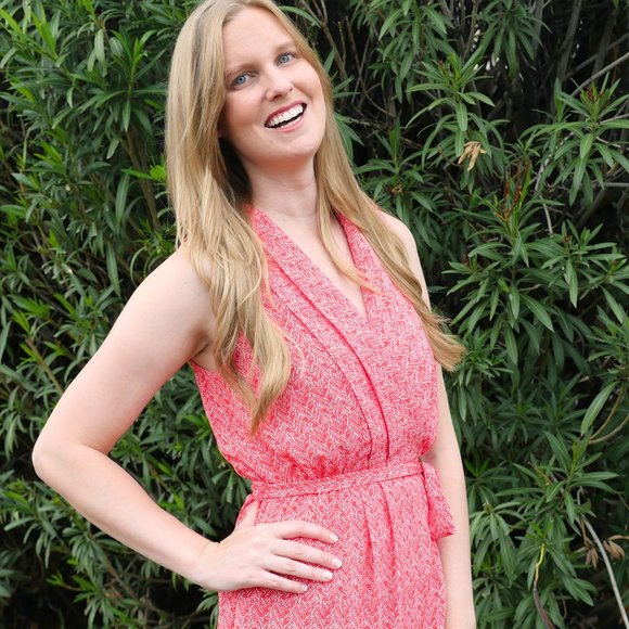 *Cleaning out closet price!* Forever 21 Orange Red Pattern Dress size small - Picture 5 of 5